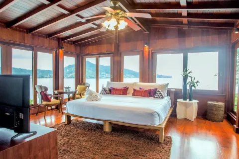 Chalet de 6 dormitorios en Kamala, Tailandia № 190611 - foto 19