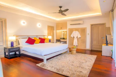 Chalet de 6 dormitorios en Kamala, Tailandia № 190611 - foto 7
