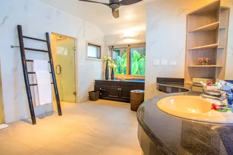 Chalet de 6 dormitorios en Kamala, Tailandia № 190611 - foto 10
