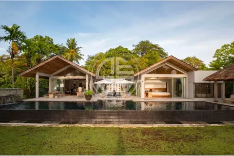 Chalet de 5 dormitorios en Pa Klok, Tailandia № 190613 - foto 17