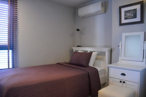 Condominio de 2 dormitorios en Bangkok, Tailandia № 66128 - foto 11