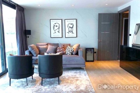 Casa de 6 dormitorios en Pattaya, Tailandia № 47350 - foto 10