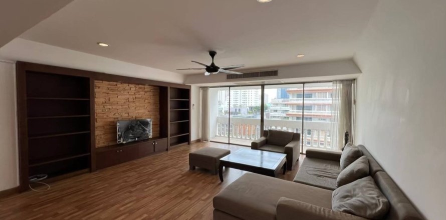 Haus in Pattaya, Thailand 3 Schlafzimmer № 157595