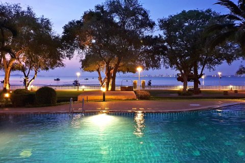 Condominio de 2 dormitorios en Pattaya, Tailandia № 157590 - foto 8