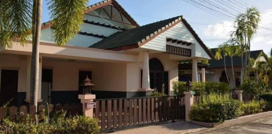 Casa de 3 dormitorios en Jomtien Beach, Pattaya, Tailandia № 202713