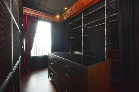 Condominio de 3 dormitorios en Bangkok, Tailandia № 143184 - foto 14