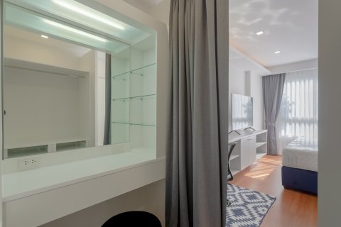 Condominio de 1 dormitorio en Bangkok, Tailandia № 143187 - foto 10