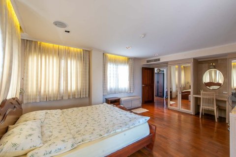 Eigentumswohnung in Cha-am, Thailand, 3 Schlafzimmer  № 141181 - Foto 23