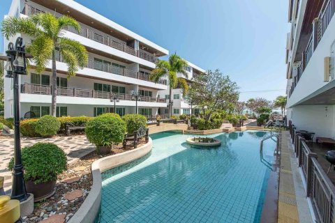 Eigentumswohnung in Cha-am, Thailand, 3 Schlafzimmer  № 141181 - Foto 3