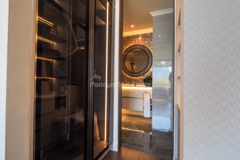 Condominio de 1 dormitorio en Bang Lamung, Tailandia № 157411 - foto 13