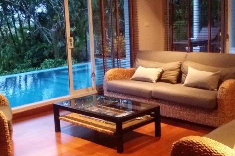Chalet de 4 dormitorios en Kathu, Tailandia № 141204 - foto 6