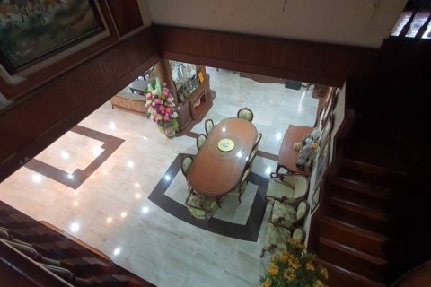 Casa de 7 dormitorios en Bangkok, Tailandia № 172708 - foto 9