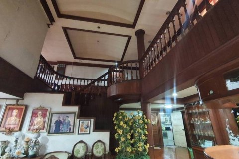 Casa de 7 dormitorios en Bangkok, Tailandia № 172708 - foto 3