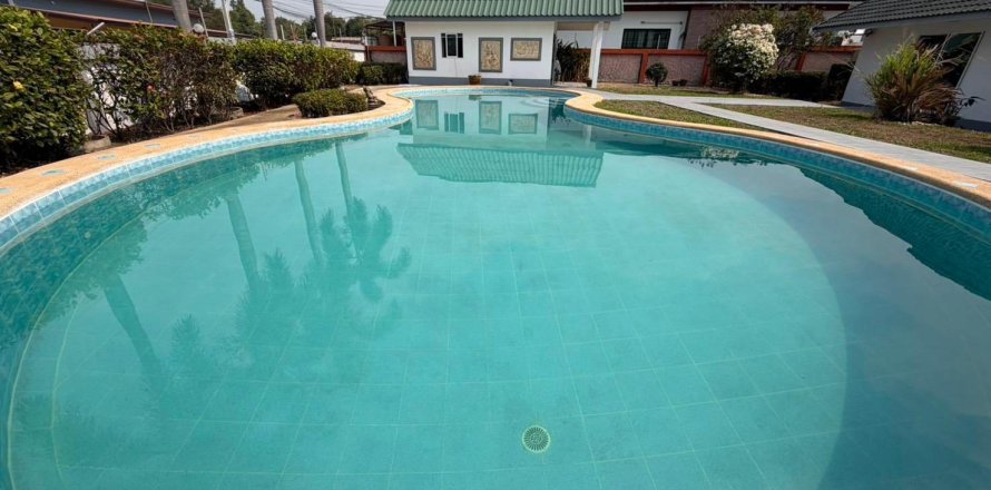 Villa in Pattaya, Thailand 6 Schlafzimmer № 162905