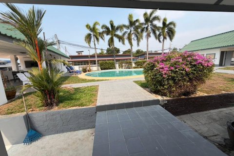 Villa in Pattaya, Thailand 6 Schlafzimmer № 162905 - Foto 16