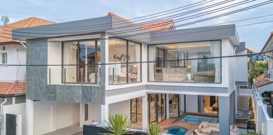 Casa de 5 dormitorios en Pattaya, Tailandia № 157785