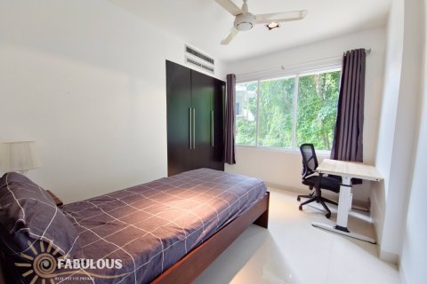 Condo in Kamala, Thailand, 3 bedrooms  № 179457 - photo 14