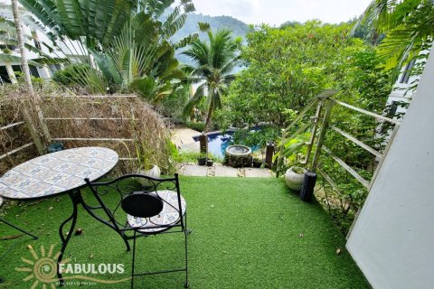 Condo in Kamala, Thailand, 3 bedrooms  № 179457 - photo 6