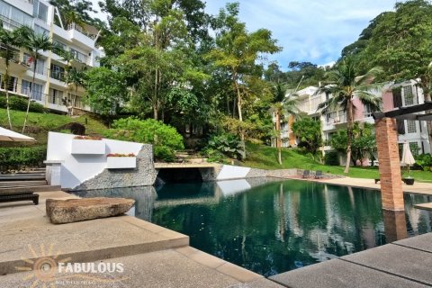 Condo in Kamala, Thailand, 3 bedrooms  № 179457 - photo 16
