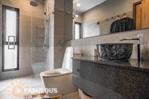 Condominio de 1 dormitorio en Rawai, Tailandia № 179456 - foto 12