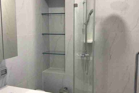 Condominio de 1 dormitorio en Bangkok, Tailandia № 183354 - foto 5