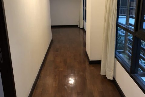 Condominio de 3 dormitorios en Bangkok, Tailandia № 66647 - foto 8