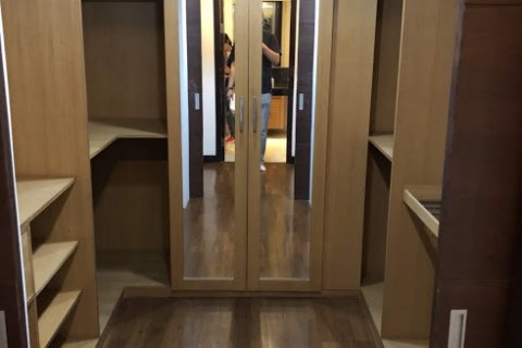 Condominio de 3 dormitorios en Bangkok, Tailandia № 66647 - foto 11
