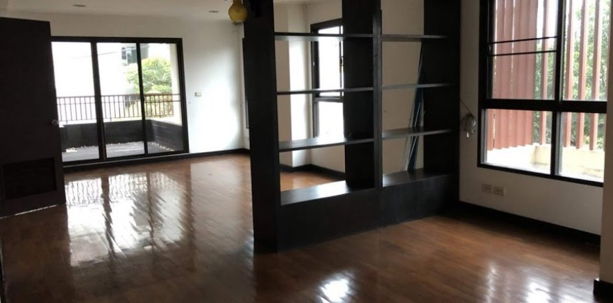 Condominio de 3 dormitorios en Bangkok, Tailandia № 66647