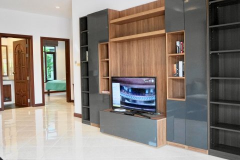 Villa in Hua Hin, Thailand 4 Schlafzimmer № 168788 - Foto 1