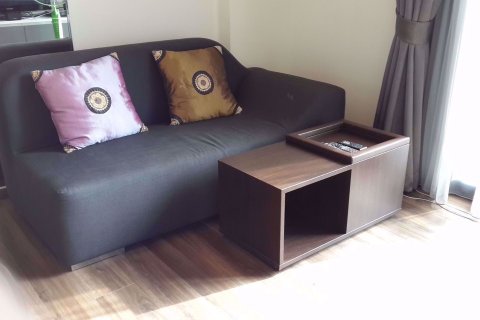 Condo à Bangkok, Thaïlande, 1 chambre à Wyne Sukhumvit  № 111493