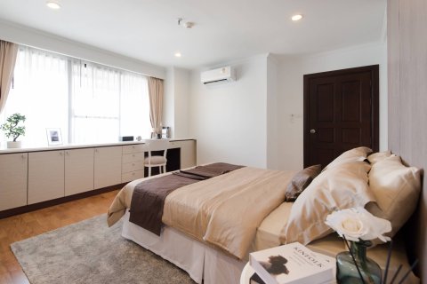 Condominio de 3 dormitorios en Bangkok, Tailandia № 181125 - foto 18