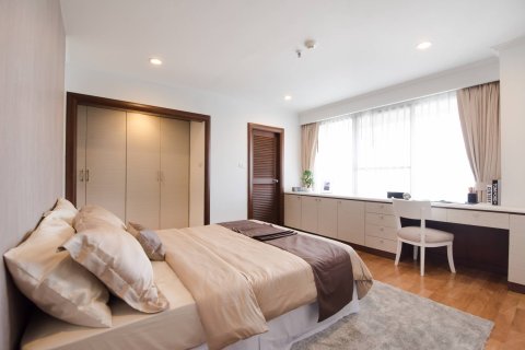 Condominio de 3 dormitorios en Bangkok, Tailandia № 181125 - foto 17
