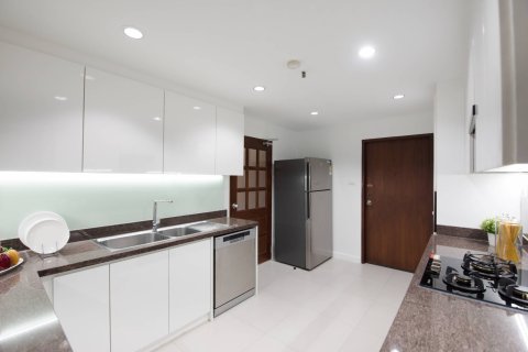 Condominio de 3 dormitorios en Bangkok, Tailandia № 181125 - foto 10