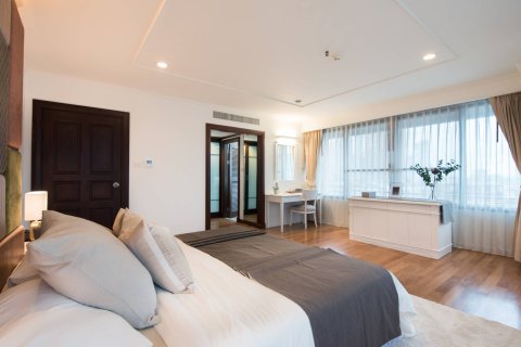 Condominio de 3 dormitorios en Bangkok, Tailandia № 181125 - foto 13
