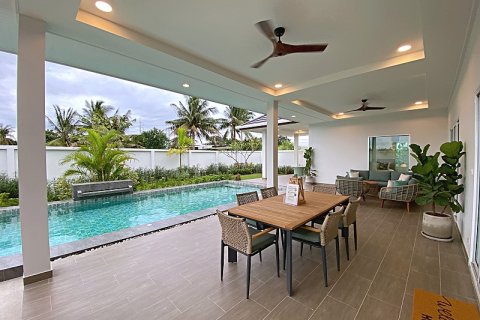 Casa de 3 dormitorios en Hua Hin, Tailandia № 168106 - foto 7