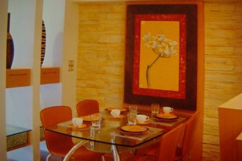 Eigentumswohnung in Bangkok, Thailand, 1 Schlafzimmer № 143943 - Foto 2