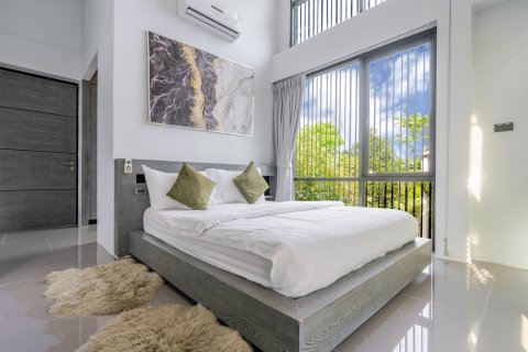 Chalet de 3 dormitorios en Phuket, Tailandia № 170450 - foto 8