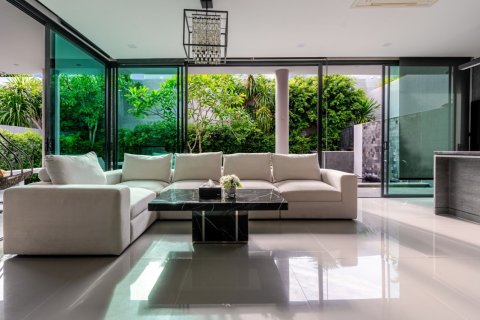 Chalet de 3 dormitorios en Phuket, Tailandia № 170450 - foto 2