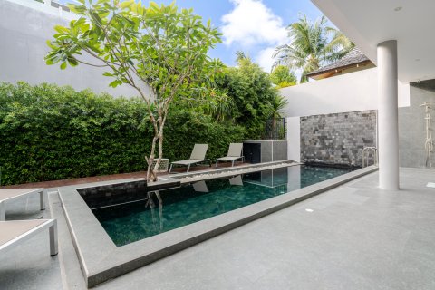 Chalet de 3 dormitorios en Phuket, Tailandia № 170450 - foto 7