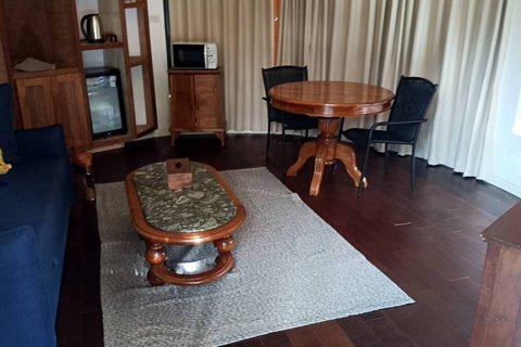 Chalet de 2 dormitorios en Hua Hin, Tailandia № 134719 - foto 2