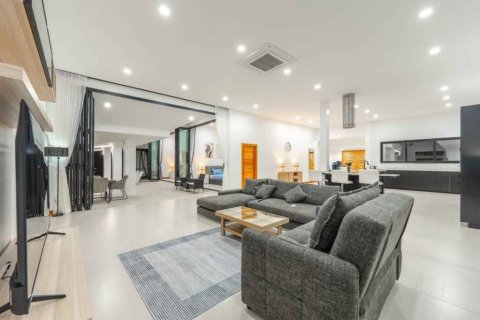Chalet de 4 dormitorios en Phuket, Tailandia № 134665 - foto 3