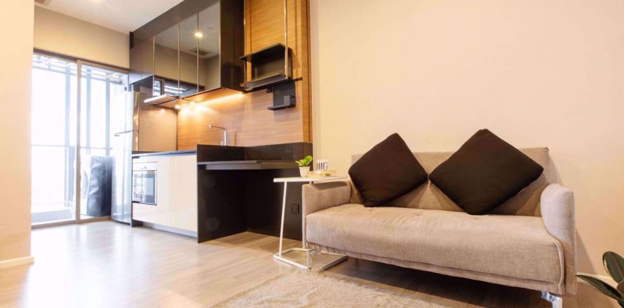 Condo à Sathon, Bangkok, Thaïlande, 1 chambre  № 47724