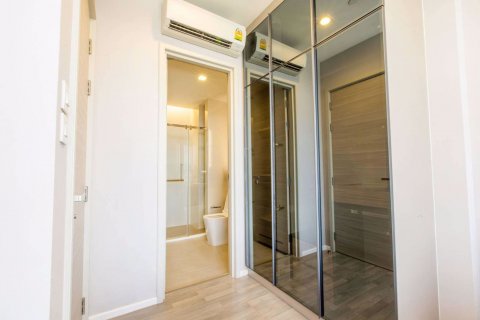 Condo à Sathon, Bangkok, Thaïlande, 1 chambre  № 47724 - photo 4