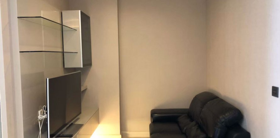 Condo in Bangkok, Thailand, 2 bedrooms in The Signature by Urbano № 47729