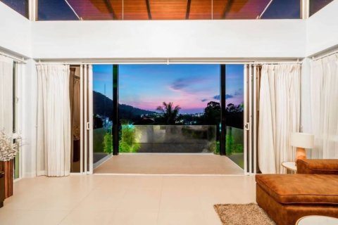 Chalet de 5 dormitorios en Phuket, Tailandia № 150457 - foto 5