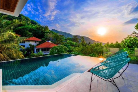 Chalet de 5 dormitorios en Phuket, Tailandia № 150457