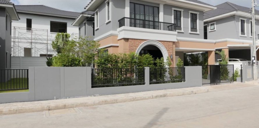 Casa de 4 dormitorios en Phuket, Tailandia № 150460