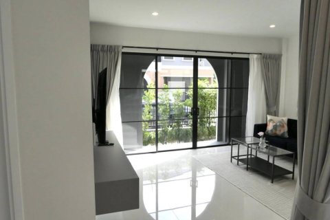 Casa de 4 dormitorios en Phuket, Tailandia № 150460 - foto 4