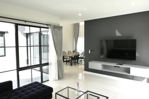 Casa de 4 dormitorios en Phuket, Tailandia № 150460 - foto 3