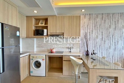Condo in Pattaya, Thailand, 1 bedroom № 198729 - photo 8